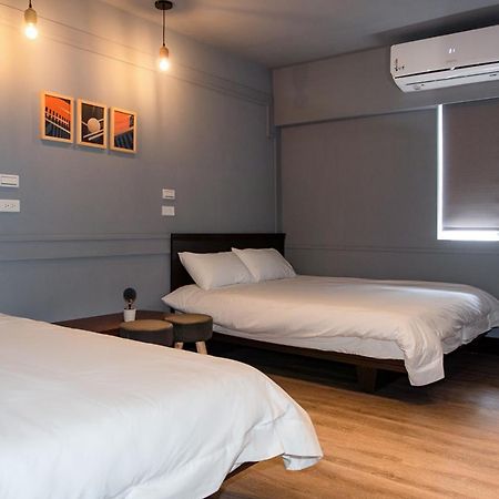Easyliving Lägenhet Tainan Exteriör bild