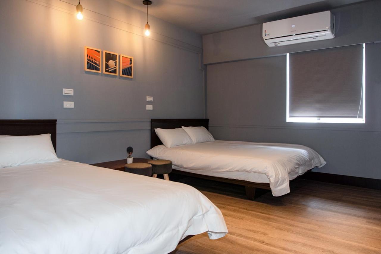 Easyliving Lägenhet Tainan Exteriör bild